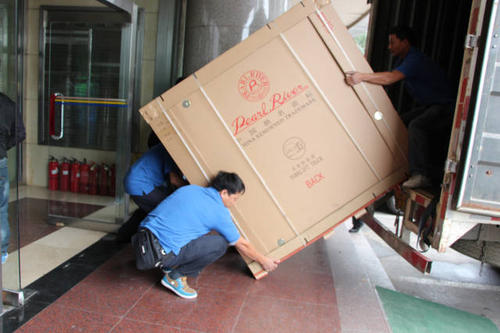 建阳钢琴贵重工艺品无忧运